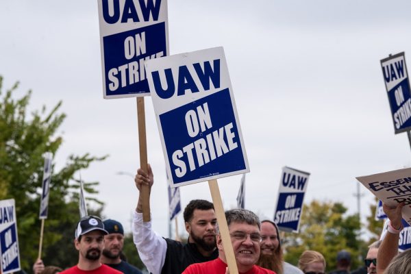 United Auto Workers Strike Enters its Fifth Week